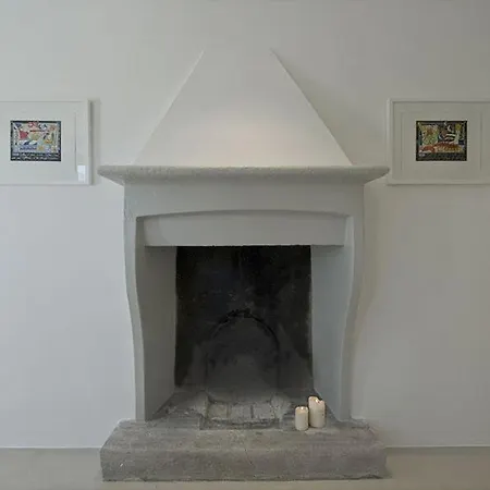 Sleeps 10 With Pool And Air Con Villa *